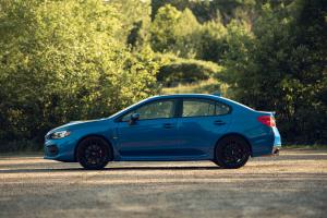 Subaru WRX 2017 года  (NA)